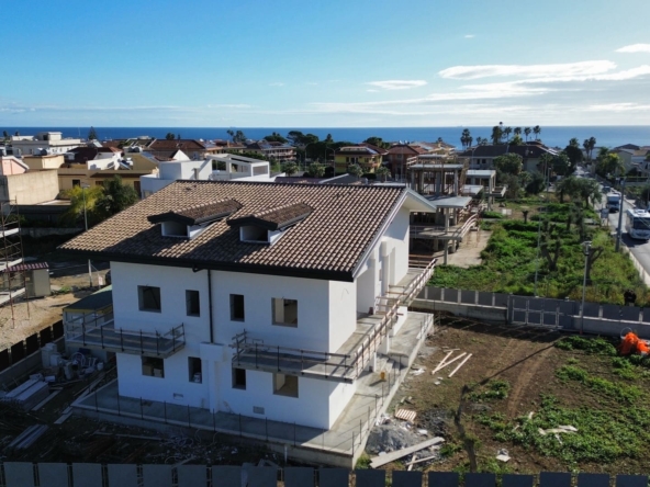 appartamento arredato vicino al mare in villa nuova costruzione in vendita ad avola siracusa sicilia