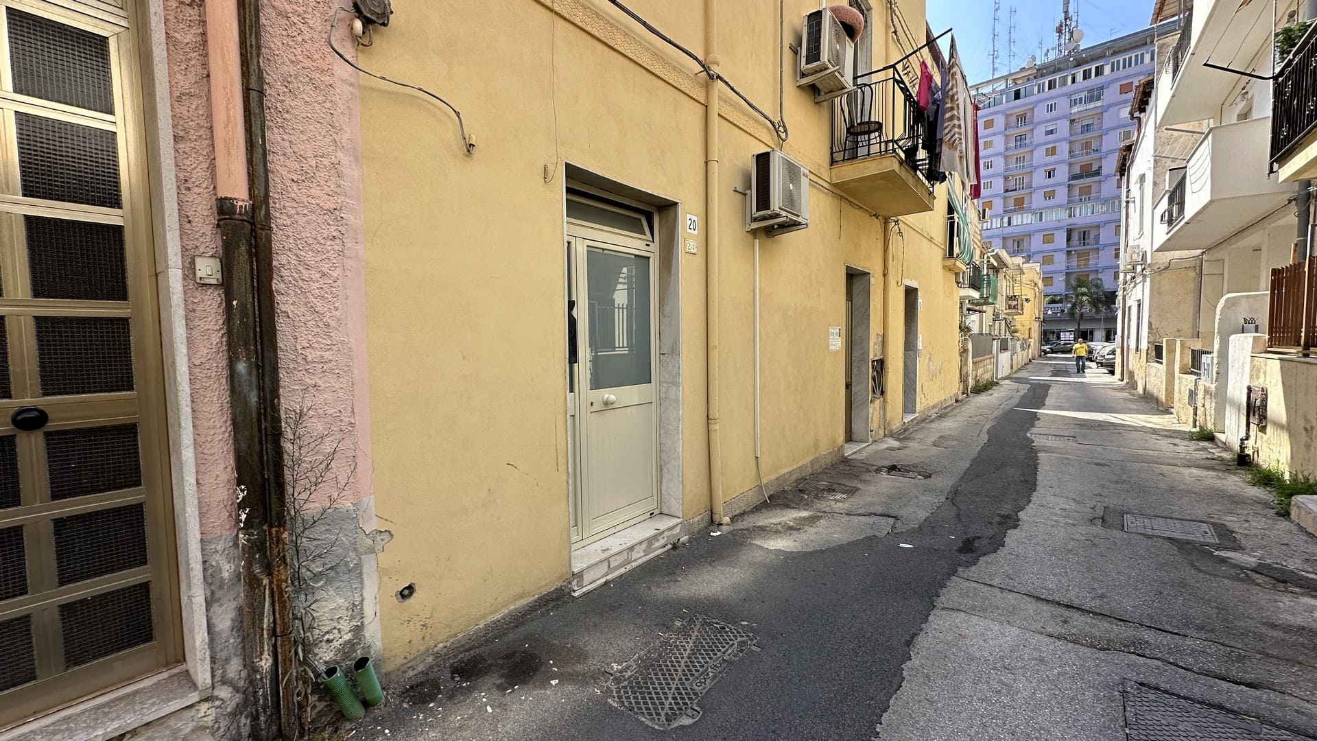 bilocale in vendita zona zecchino siracusa piano terra