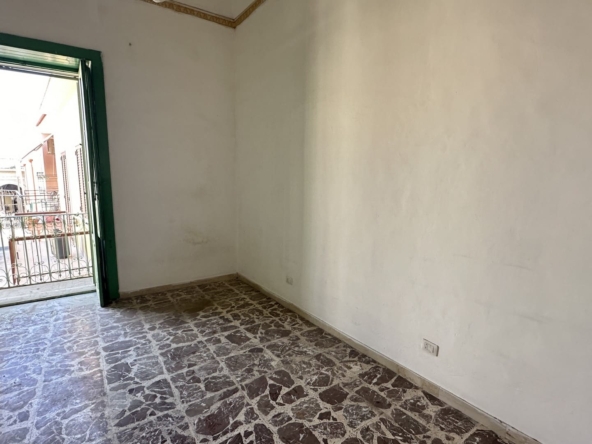 palazzetto indipendente con terrazzo in vendita ad avola siracusa sicilia