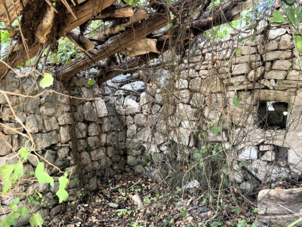 antica villa con giardino in vendita zona mare isola siracusa sicilia