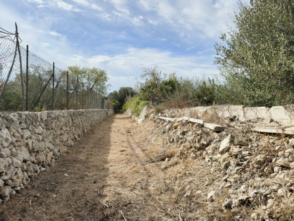 antica villa con giardino in vendita zona mare isola siracusa sicilia