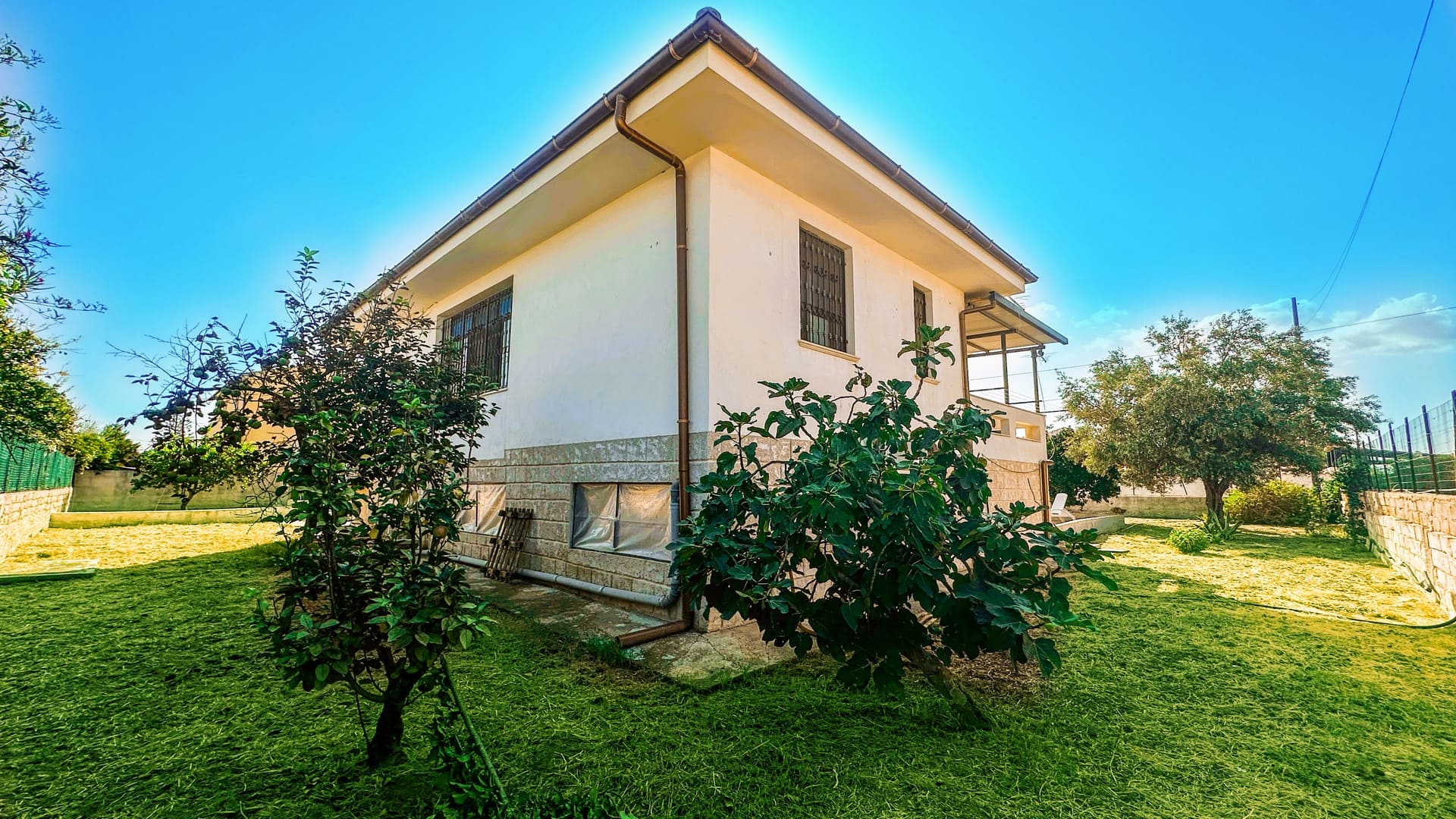 villa in vendita vicino al mare zona fanusa siracusa sicilia