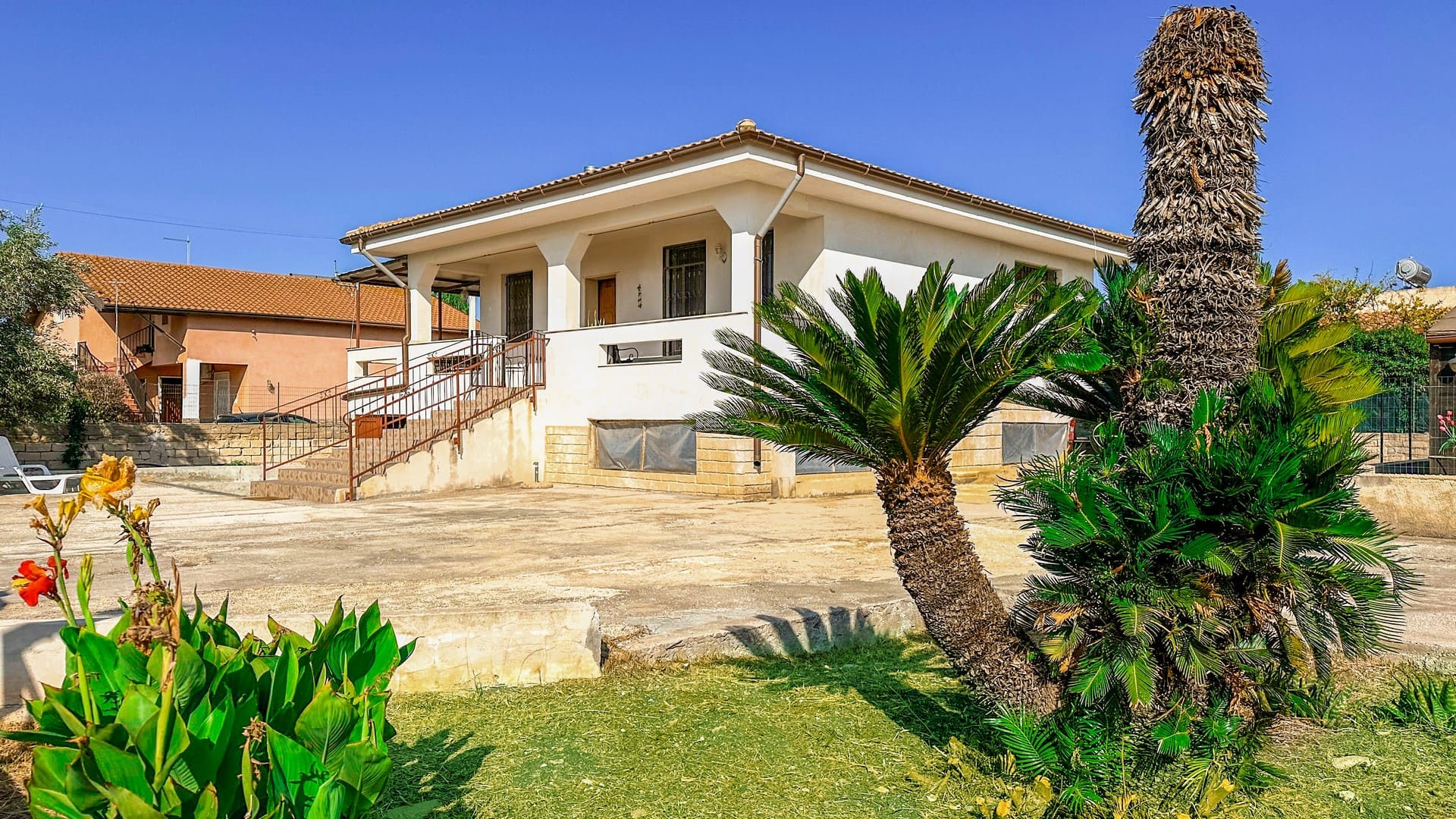 villa in vendita vicino al mare zona fanusa siracusa sicilia