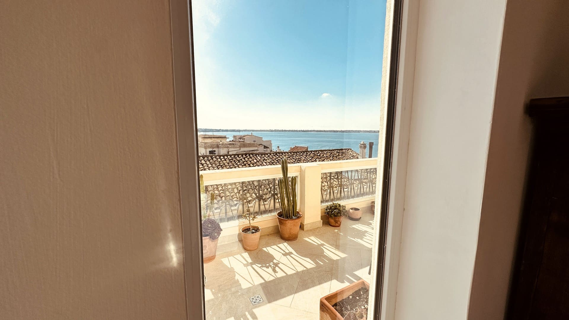 appartamento con terrazzo vista mare vendita ortigia siracusa sicilia