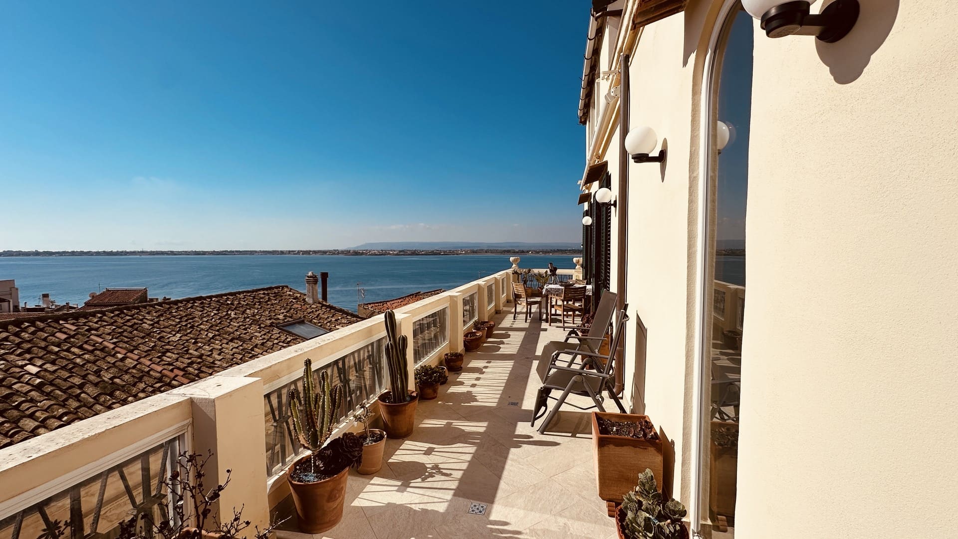 appartamento con terrazzo vista mare vendita ortigia siracusa sicilia