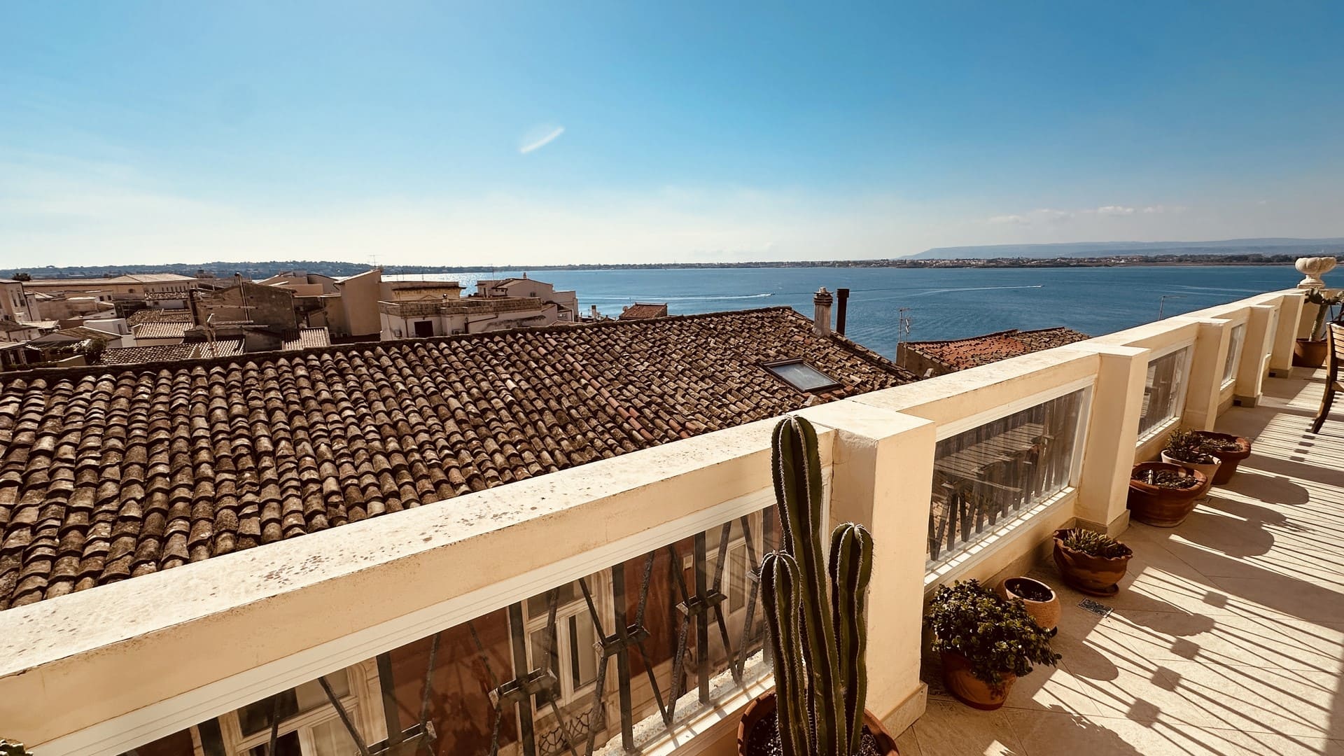 appartamento con terrazzo vista mare vendita ortigia siracusa sicilia