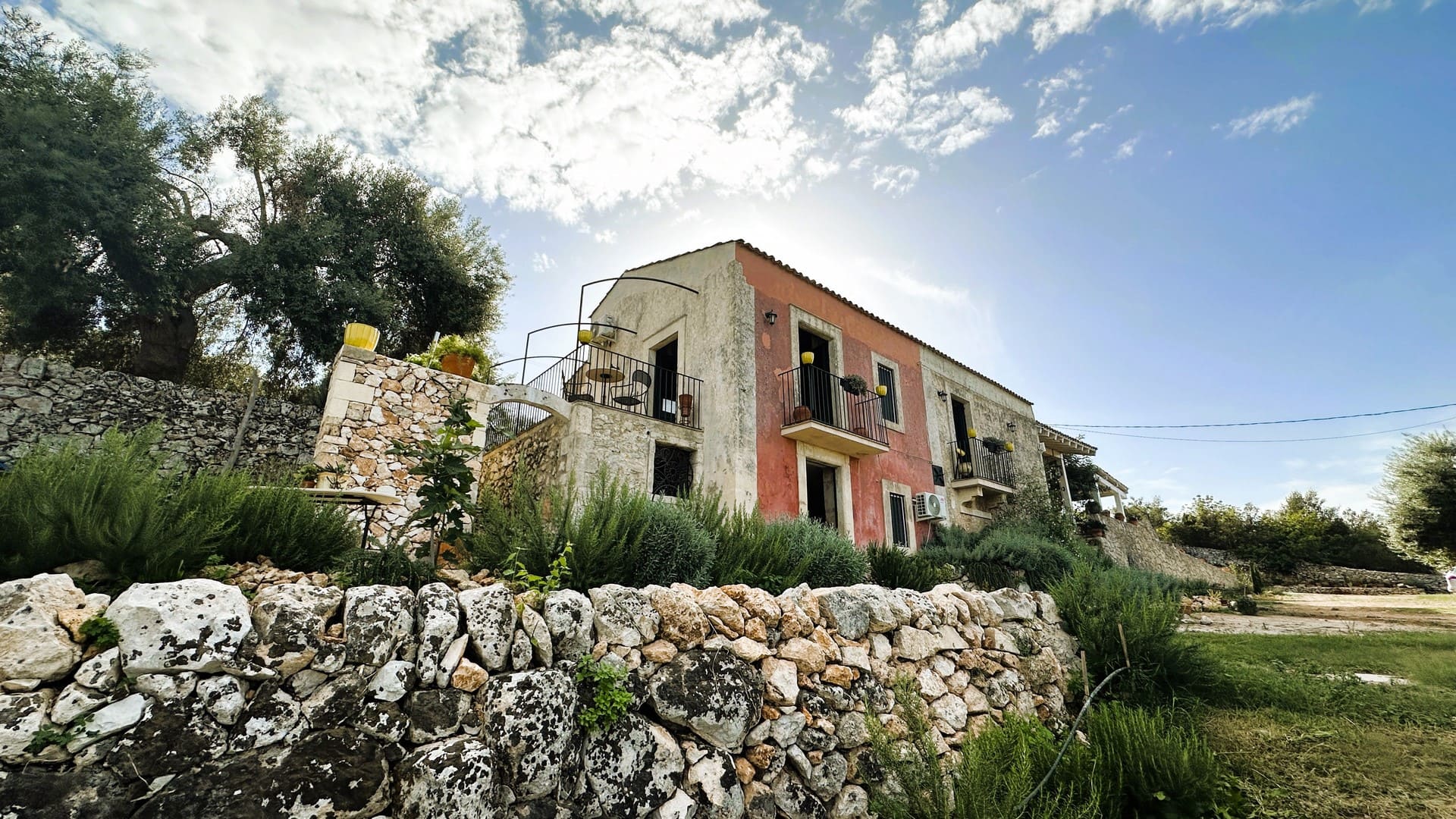 caseggiato in vendita siracusa sicilia