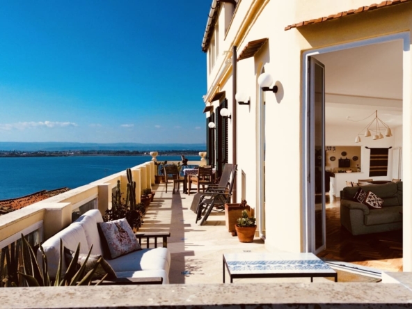 appartamento con terrazzo vista mare vendita ortigia siracusa sicilia